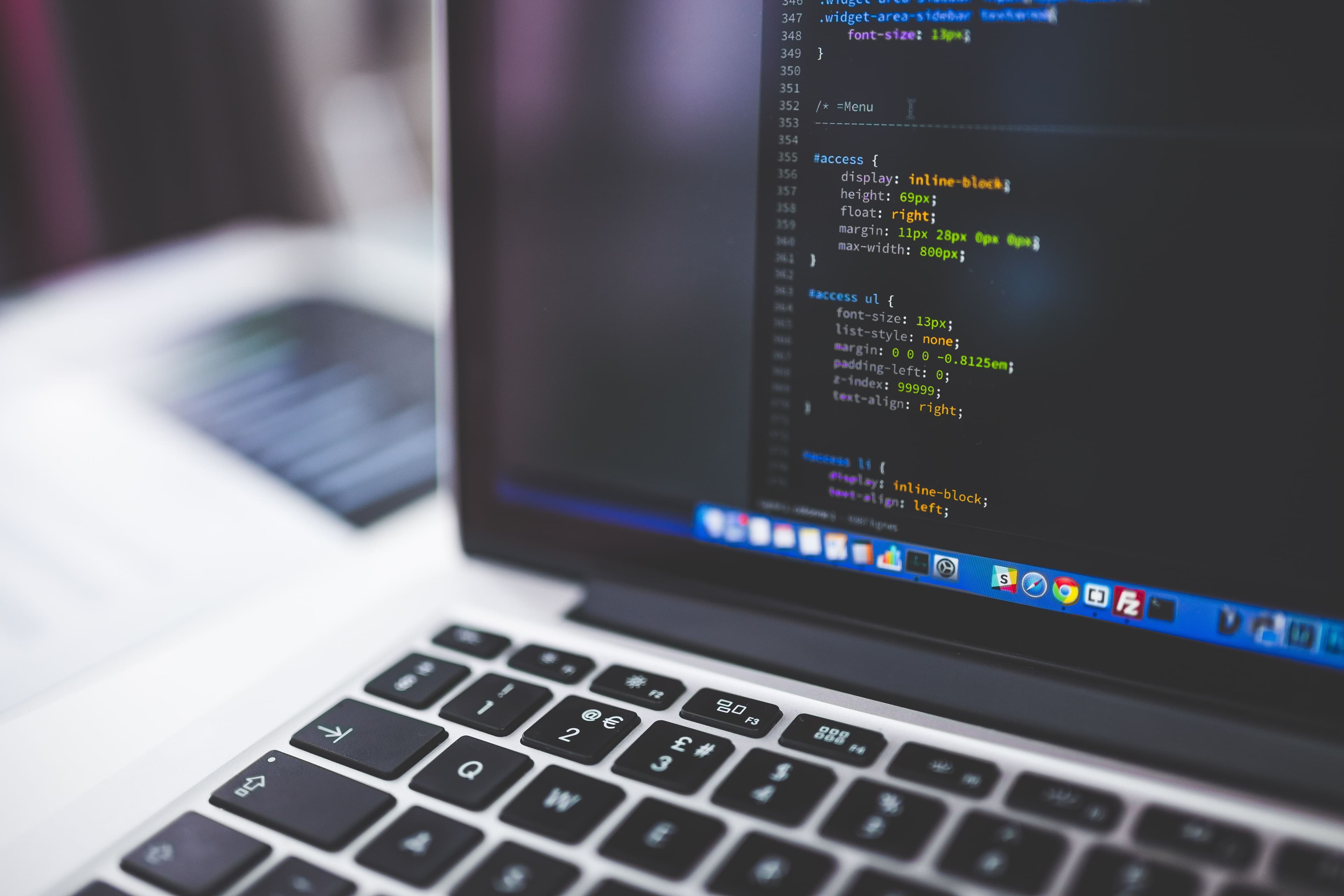 laptop displaying website search analytics